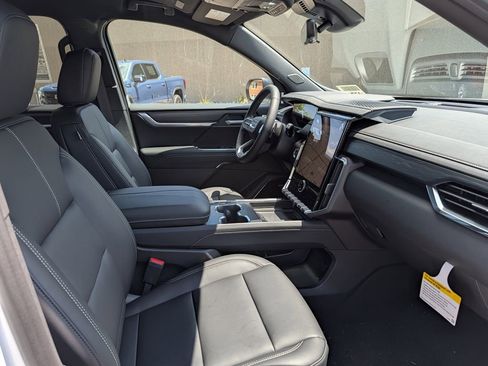 New 2026 GMC Acadia Elevation w/ Black Edition AWD/4WD image 23