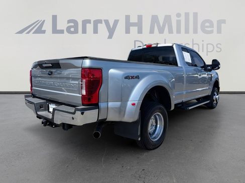 Used 2022 Ford F350 XLT w/ XLT Premium Package AWD/4WD image 6