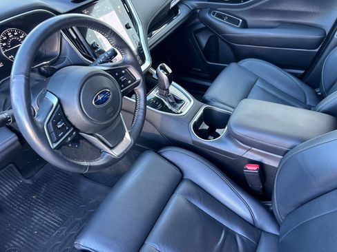 Used 2021 Subaru Outback Limited image 10