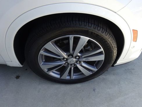 Certified 2020 Cadillac XT6 Premium Luxury AWD/4WD image 10