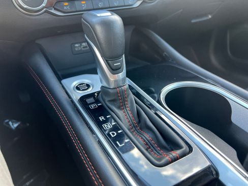 Used 2025 Nissan Altima 2.5 SR image 40