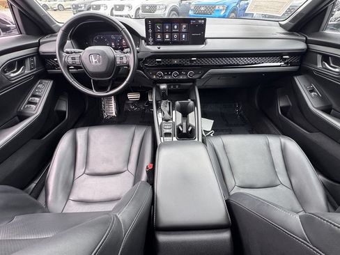 Used 2023 Honda Accord Sport image 28