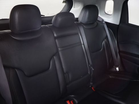 Used 2019 Jeep Compass Limited AWD/4WD image 28