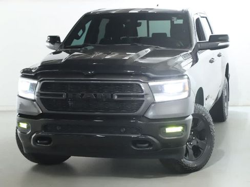Used 2022 RAM 1500 Big Horn AWD/4WD image 3