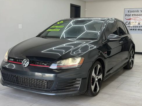 Used 2015 Volkswagen Golf 4-Door FWD image 2
