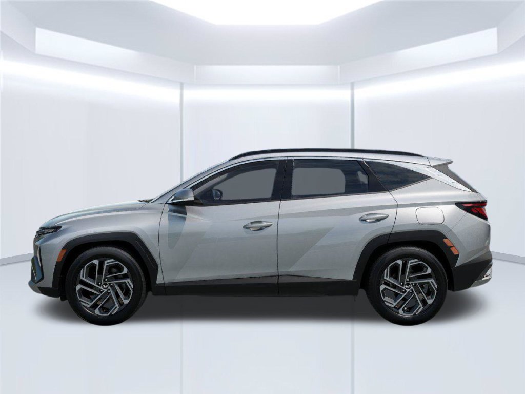 New 2026 Hyundai Tucson SEL Plus FWD image 3