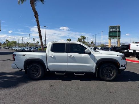 Used 2025 Nissan Frontier Pro-X w/ Pro Convenience Package image 4