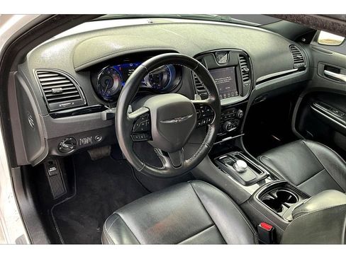 Certified 2022 Chrysler 300 S w/ Comfort Group image 15