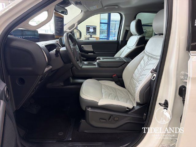 Certified 2025 Ford Expedition Active RWD image 15