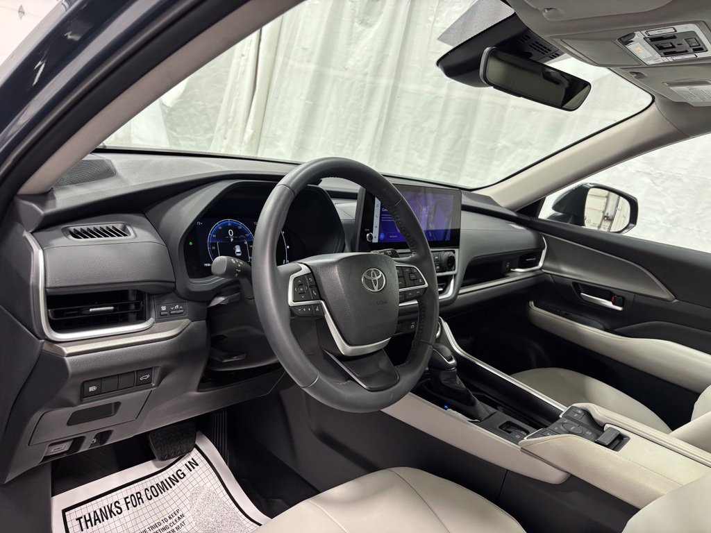 Used 2026 Toyota Grand Highlander AWD image 15