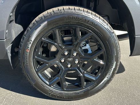 New 2026 Ford Maverick Lariat w/ Black Appearance Package AWD/4WD image 7