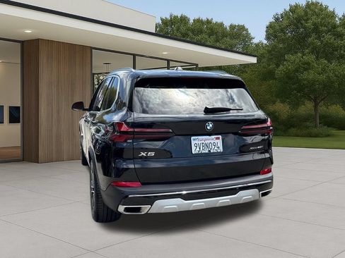 Used 2026 BMW X5 xDrive40i w/ Premium Package AWD/4WD image 11