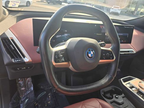 Used 2023 BMW iX M60 w/ Executive Package image 28