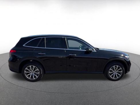 Used 2024 Mercedes-Benz GLC 300 4MATIC image 16