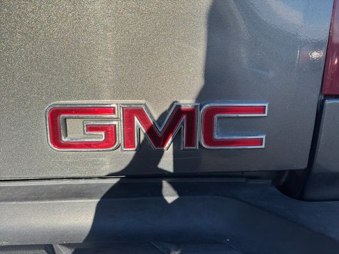 Used 2011 GMC Sierra 2500 W/T w/ Snow Plow Prep Package image 25