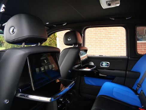 New 2026 Rolls-Royce Cullinan Black Badge AWD/4WD image 26