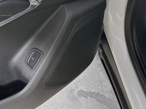 Used 2024 Chevrolet Traverse LT w/ LPO, Floor Liner Package image 19