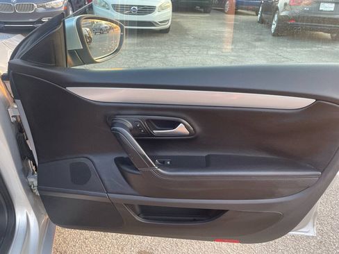 Used 2014 Volkswagen CC Sport FWD image 16