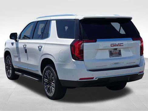 New 2026 GMC Yukon Elevation AWD/4WD image 3