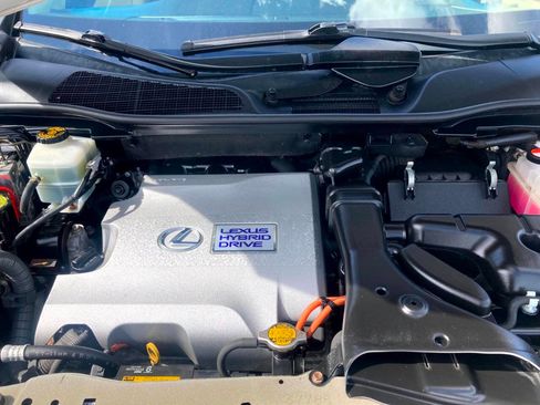 Used 2015 Lexus RX 450h AWD image 16