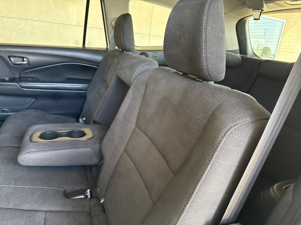 Used 2021 Honda Pilot EX image 19