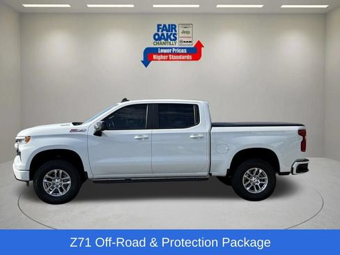 Used 2023 Chevrolet Silverado 1500 RST AWD/4WD image 10
