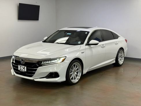 Used 2021 Honda Accord EX image 4
