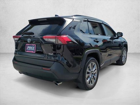 Certified 2023 Toyota RAV4 XLE Premium FWD image 5