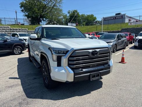 Used 2024 Toyota Tundra Limited AWD/4WD image 1