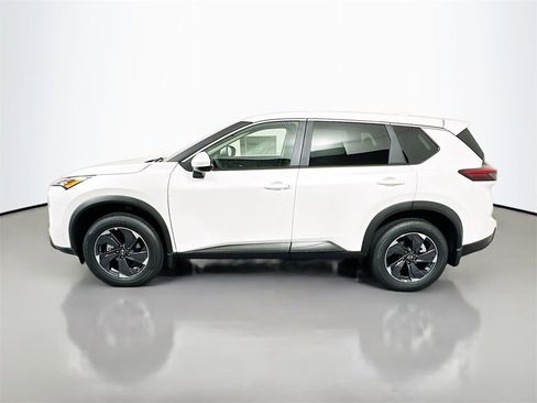 New 2026 Nissan Rogue SV FWD image 4