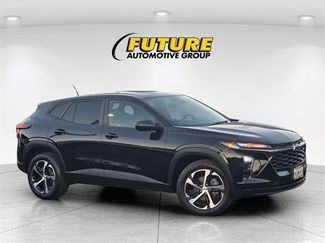 Used 2024 Chevrolet Trax RS w/ Driver Confidence Package image 1