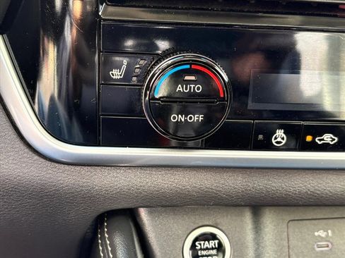 Certified 2023 Nissan Rogue Platinum image 16