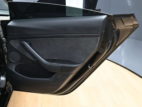Used 2022 Tesla Model 3 RWD image 40