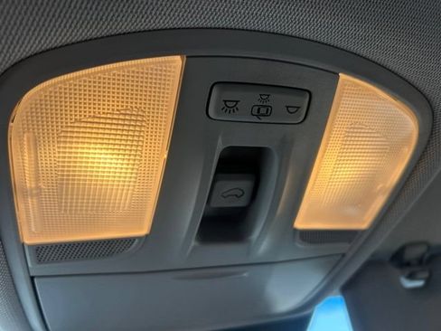Used 2023 Hyundai Kona Limited FWD image 25