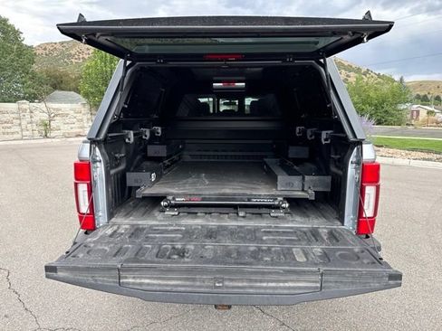 Used 2020 Ford F350 Platinum w/ FX4 Off-Road Package AWD/4WD image 9