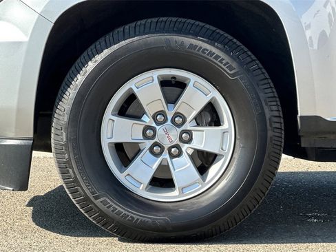 Used 2017 GMC Canyon 2WD Crew Cab w/ Convenience Package image 27