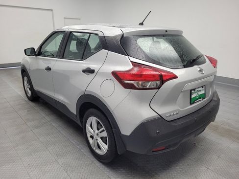 Used 2020 Nissan Kicks S image 5