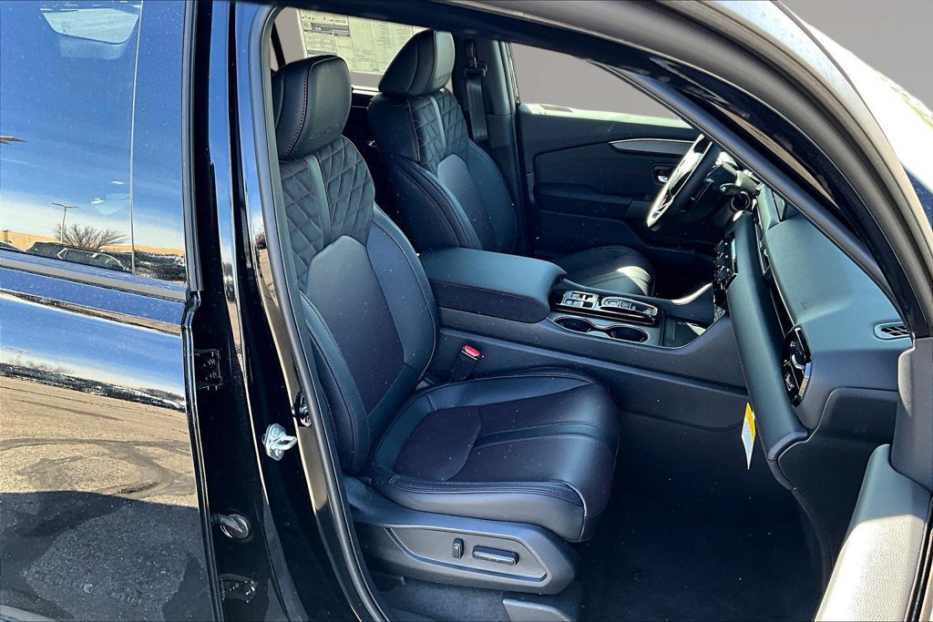 New 2026 Honda Pilot Black Edition image 10