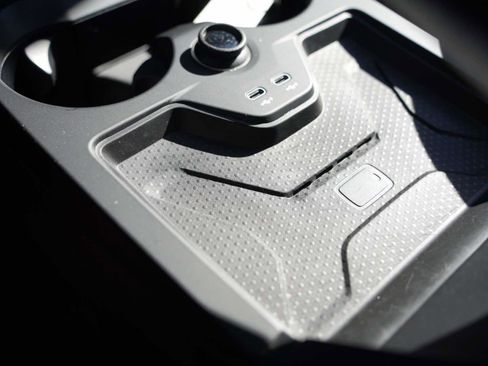 Certified 2023 BMW iX M60 image 15