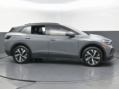 Used 2023 Volkswagen ID.4 Pro image 6