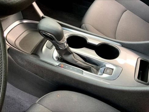 Used 2023 Chevrolet Malibu LT image 13