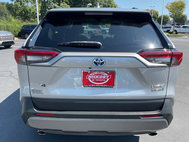 Used 2021 Toyota RAV4 Limited AWD/4WD image 10