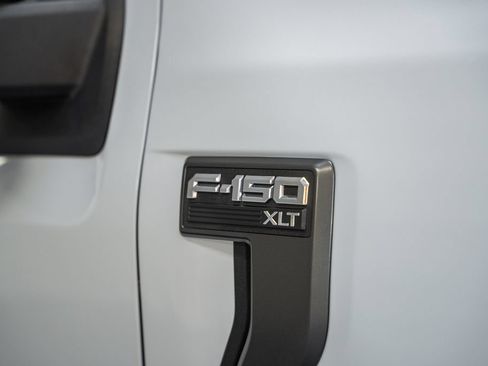 Used 2022 Ford F150 XLT w/ Equipment Group 302A High AWD/4WD image 18