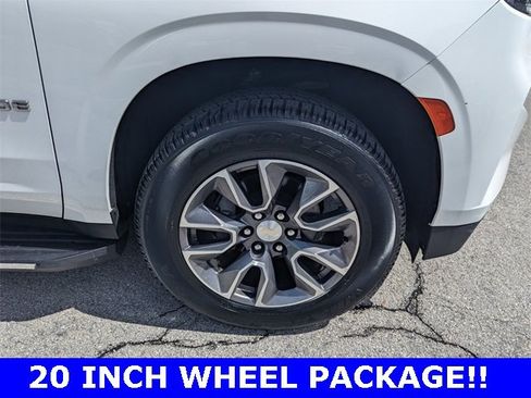 Used 2022 Chevrolet Tahoe LT w/ Luxury Package image 5