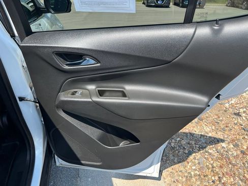 Used 2023 Chevrolet Equinox LT w/ LPO, Floor Liner Package AWD/4WD image 25