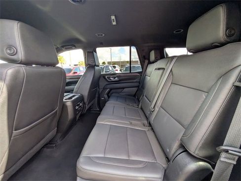 Used 2023 Chevrolet Tahoe LT w/ Luxury Package image 11