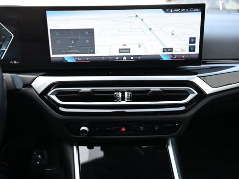 Used 2022 BMW i4 eDrive40 image 9