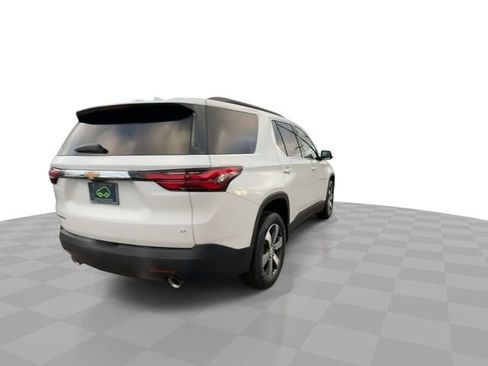 Certified 2022 Chevrolet Traverse LT w/ LT Premium Package image 7