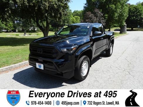 Used 2024 Toyota Tacoma SR AWD/4WD image 1