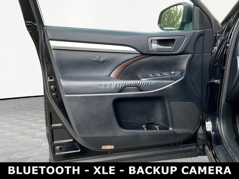 Used 2015 Toyota Highlander XLE FWD image 20